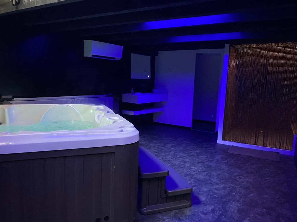 Mieuxqualhotel Jacuzzi Privatif La Retro Burdeos Exterior foto